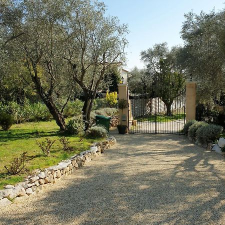 La Bastide Aux Oliviers 호텔 투레트-쉬르-루 외부 사진